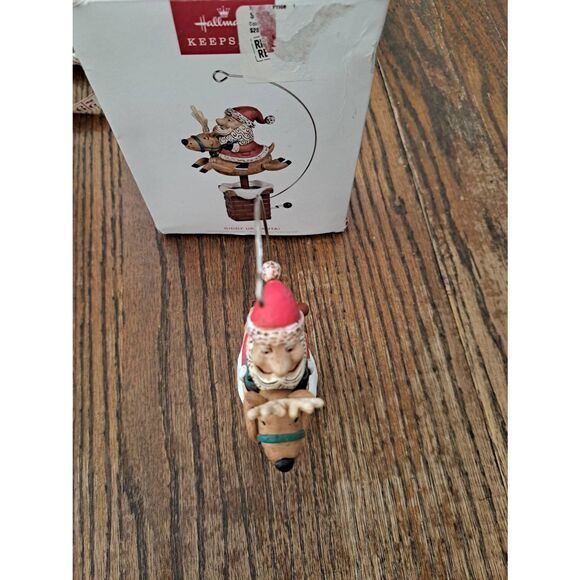 Hallmark 2022 Giddy Up Santa Keepsake Christmas Holiday Ornament Visker - Picture 6 of 9